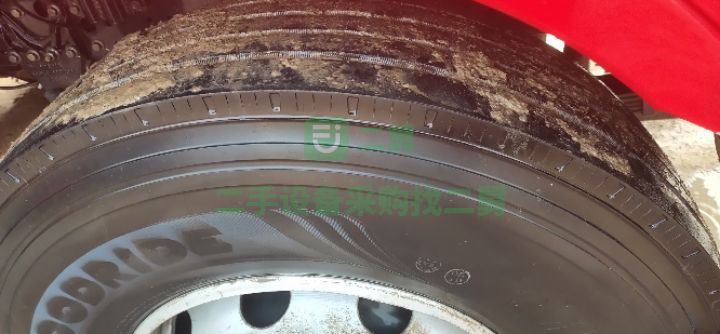 出售15年1月份途威290馬力9.6米前四后八高欄貨車，全保