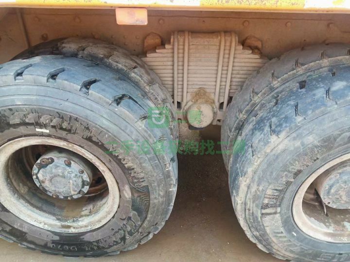 山西出售德龍后八輪380馬力5.8米工程自卸車