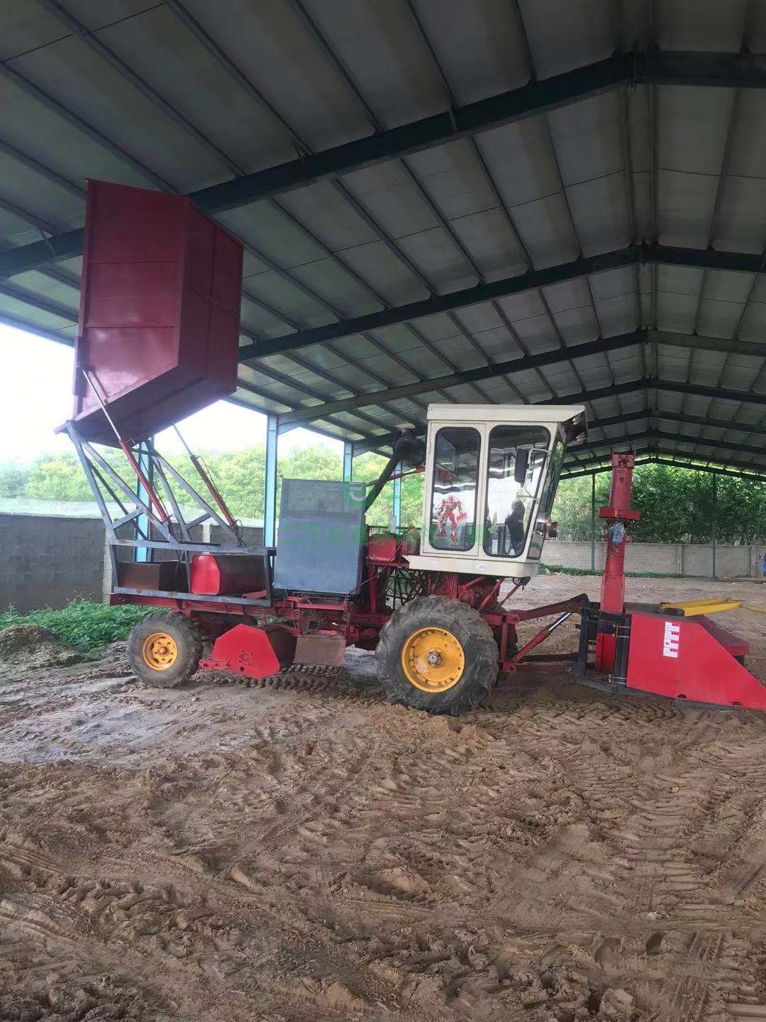 出售青儲機大的100馬力四輪驅動 180馬力