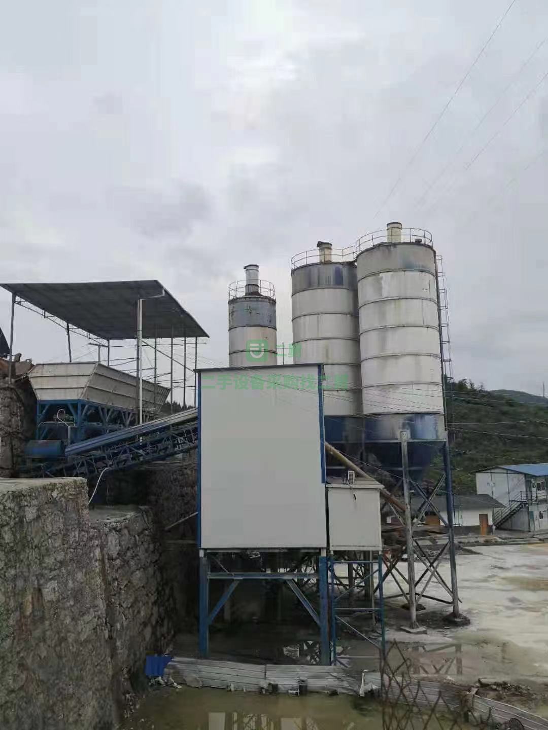 低價出售二手八成新的180攪拌站