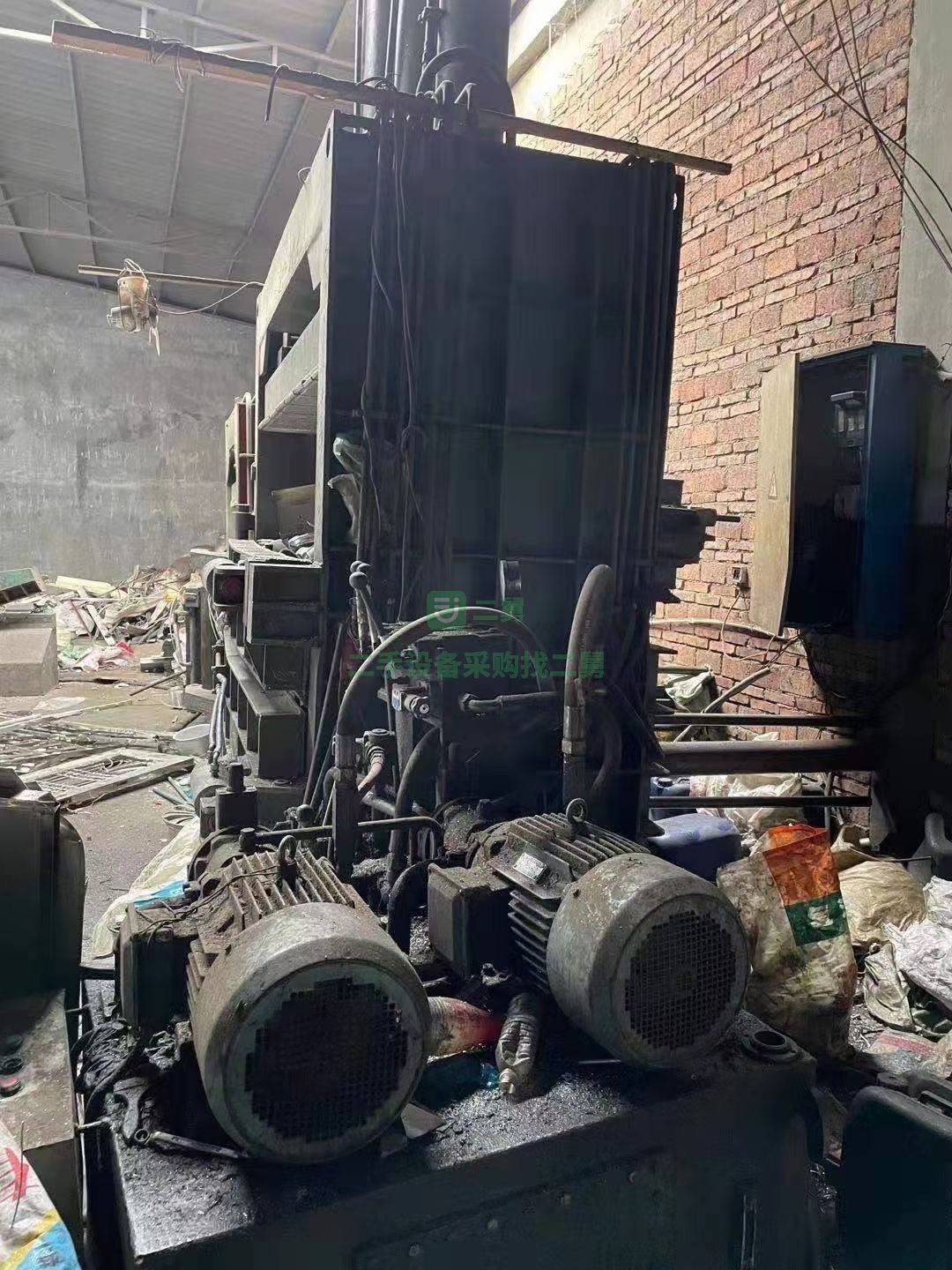 出售江陰產315噸立式不銹鋼打包機