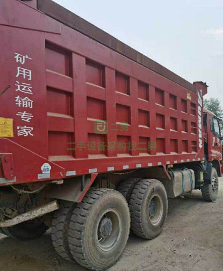 山西出售二手的歐曼后八輪380馬力工程自卸車