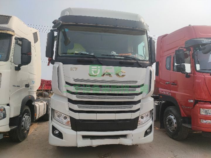 出售20年江淮K7自動擋帶液緩540馬力牽引車手續齊全可分期
