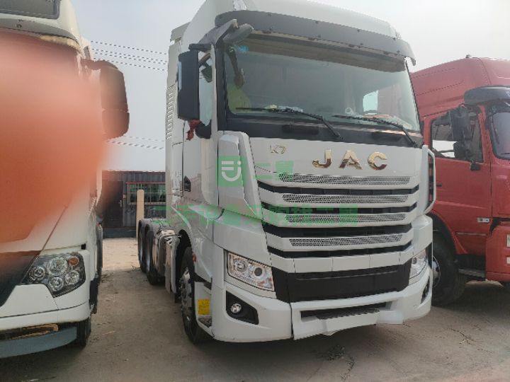 出售20年江淮K7自動擋帶液緩540馬力牽引車手續齊全可分期
