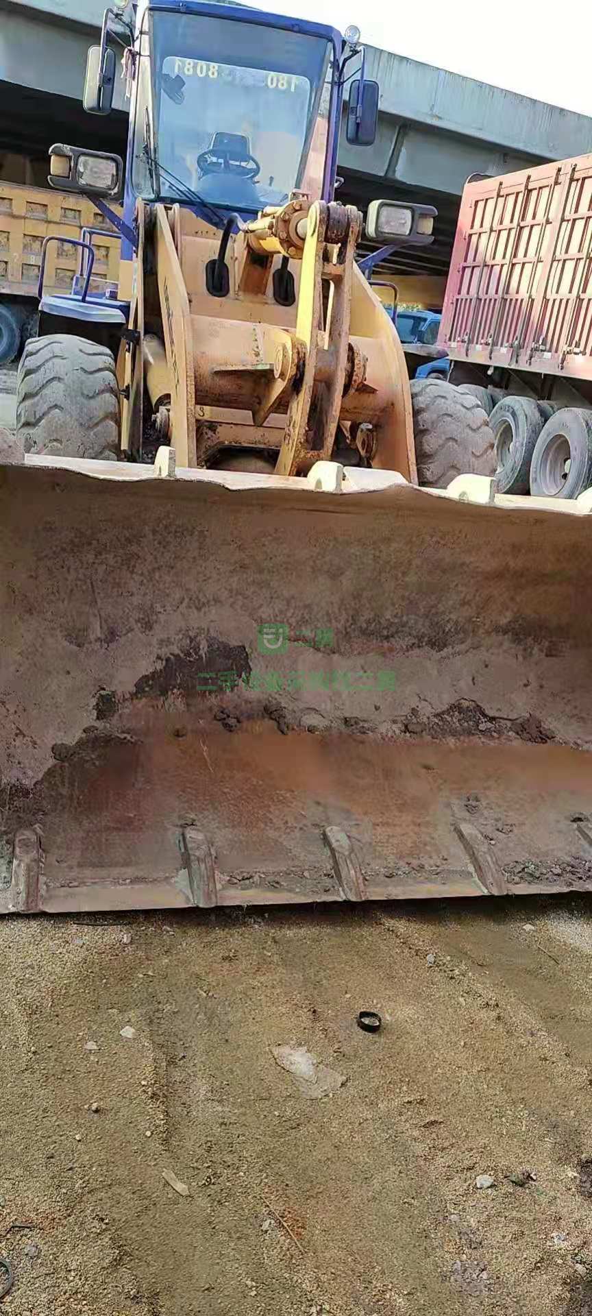 出售2010年龍工833加長臂裝載機