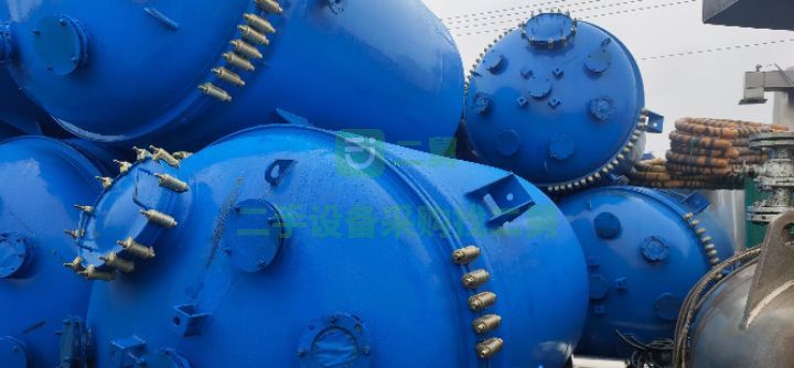 出售5000升未使用搪瓷攪拌釜，機械密封