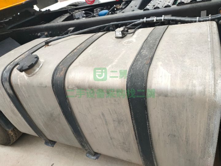 出售19年陜汽重卡德龍X3000牽引車550馬力雙驅(qū) 手續(xù)齊全