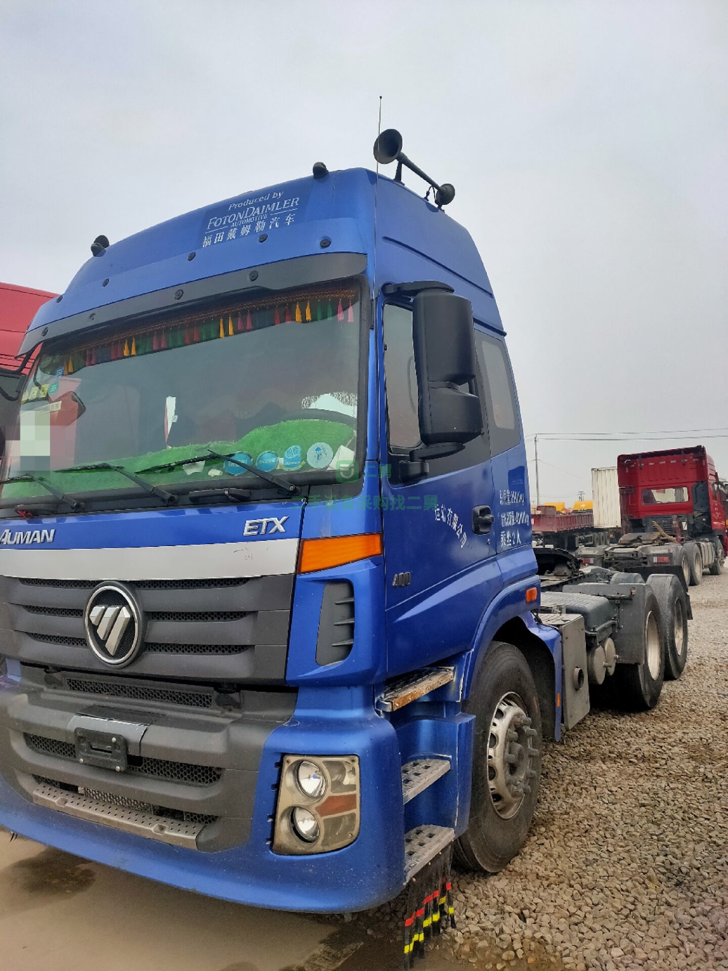 出售19年歐曼雙驅(qū)460馬力運輸牽引車