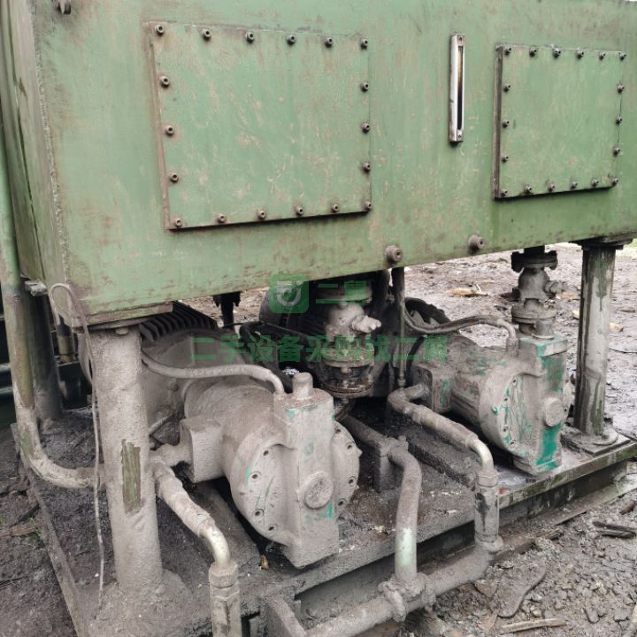 出售二手的400噸江陰華宏金屬壓塊機