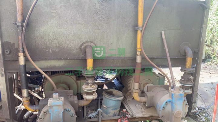 出售江陰華磊400噸金屬壓塊機