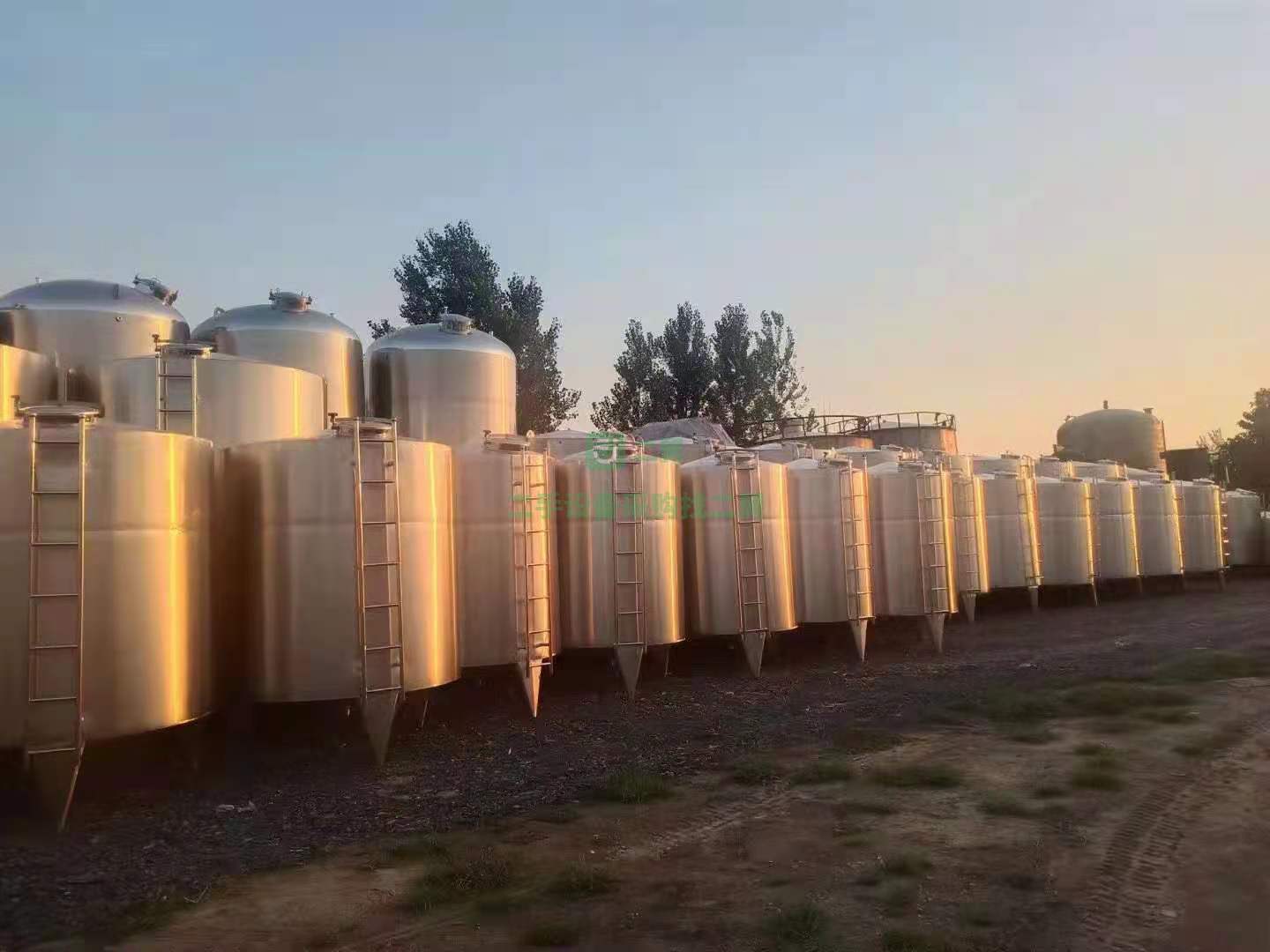 出售二手的100噸順博不銹鋼儲罐
