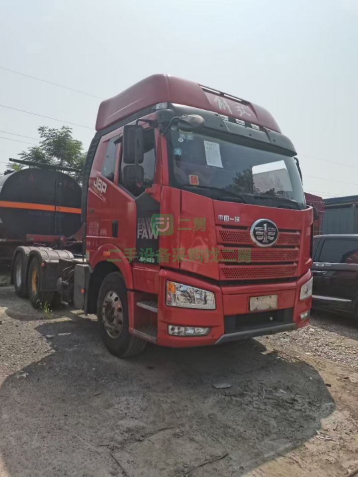 出售19年二手解放J6P-420馬力國五牽引車
