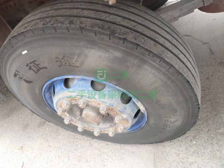 河北出售二手八成新的東風天龍9.6米貨車