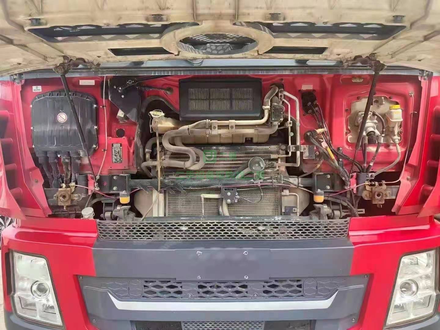 出售2020年9月份德龍X3000牽引車原版