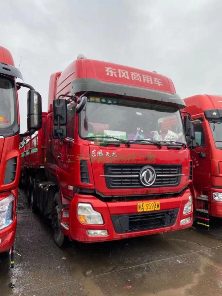 出售17年12月全保險天龍450馬力雙驅牽引車頭，車況原版無磕碰
