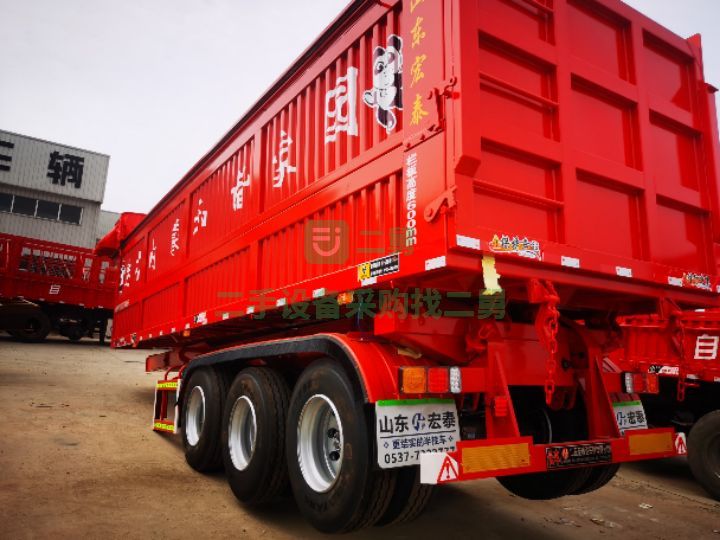 出售宏泰8米至11米自卸半掛運輸車