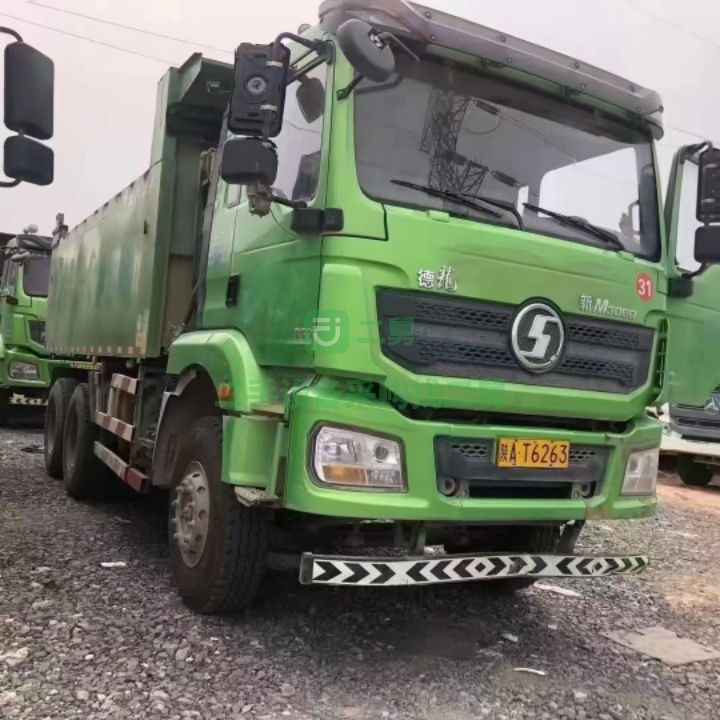 出售17年底5.6米德龍，350馬力，12速自卸車