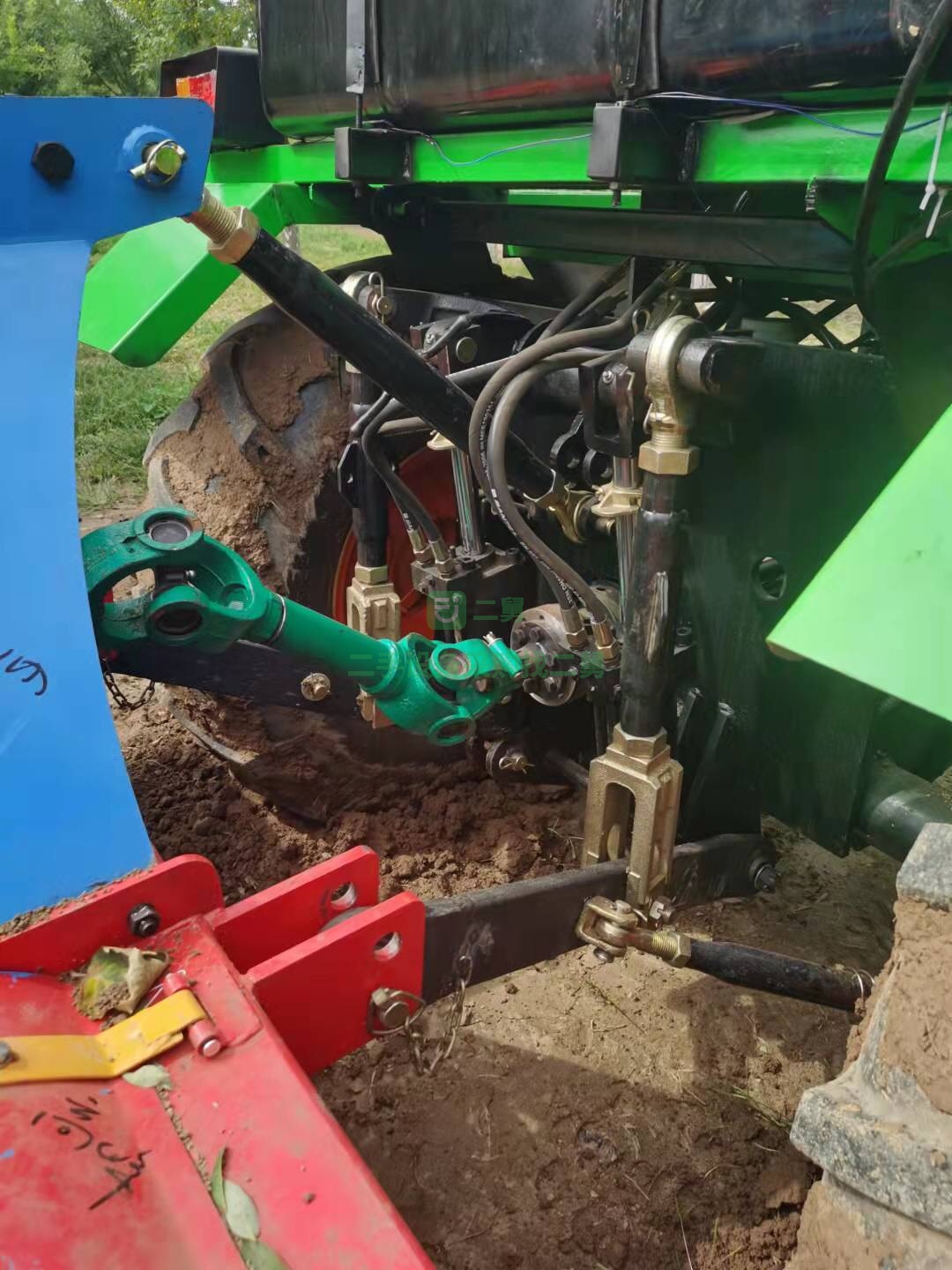 出售濰柴380馬力拖拉機旋耕機