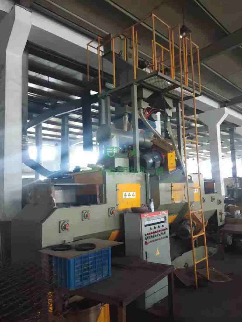 出售小網袋拋丸機一臺，寬600高300一次未用，4個7.5拋丸器