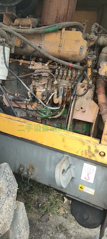 二手的臨工953裝載機，原車配件