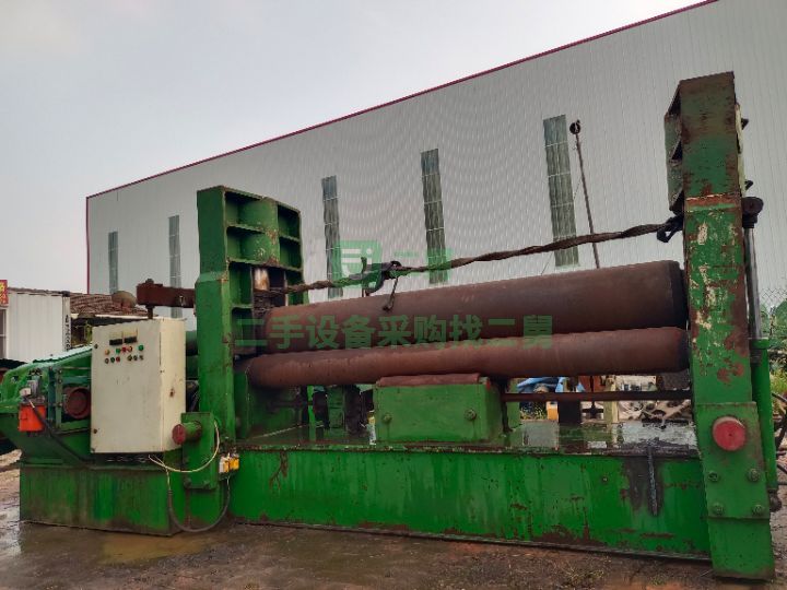 河北出租二手的30×2.5米萬能卷板機(jī)一臺(tái)