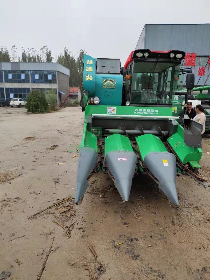 急售拉法山履帶式玉米收割機三行玉米收割機精品現車