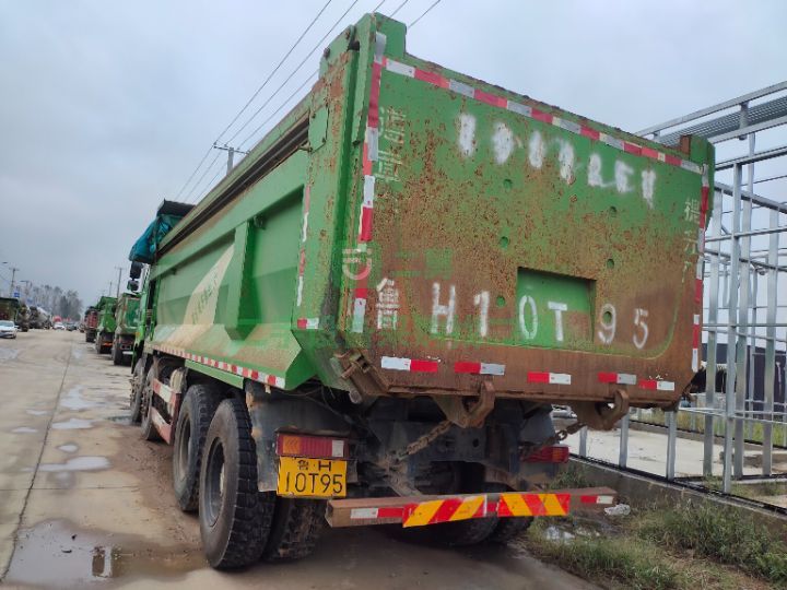 出售19年9月解放J6P420馬力自卸車，車況原版可提檔可分期