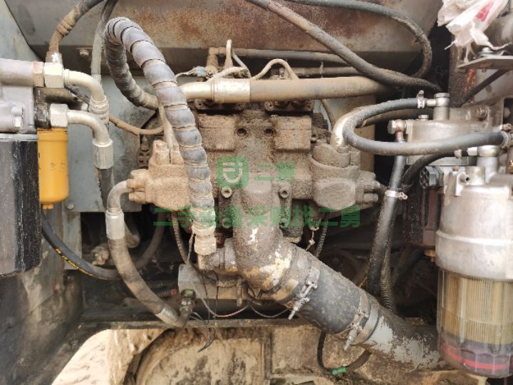 出售日立200一3挖掘機