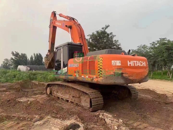 出售日立350-3挖掘機(jī)，機(jī)況完美