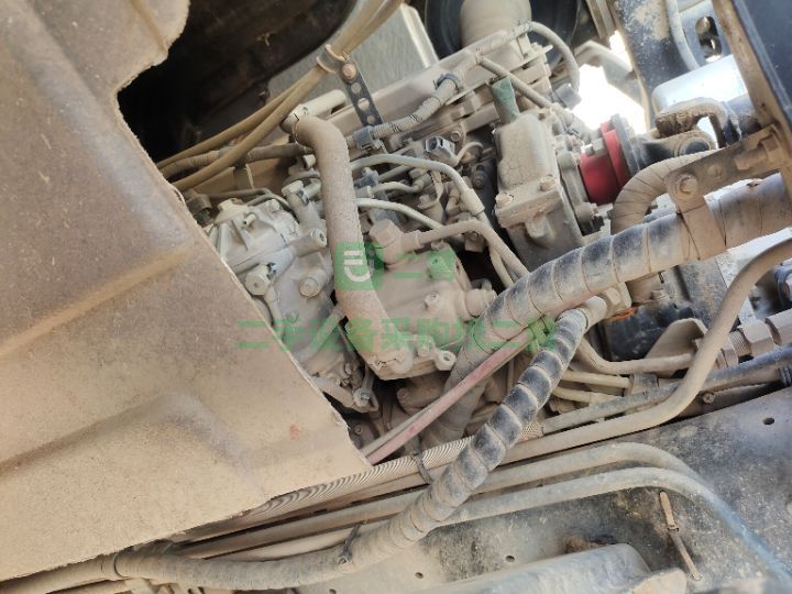 出售三一牌20年大12方攪拌車，車況精品