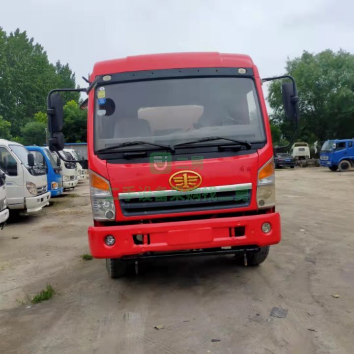低價出售解放牌12方灑水車