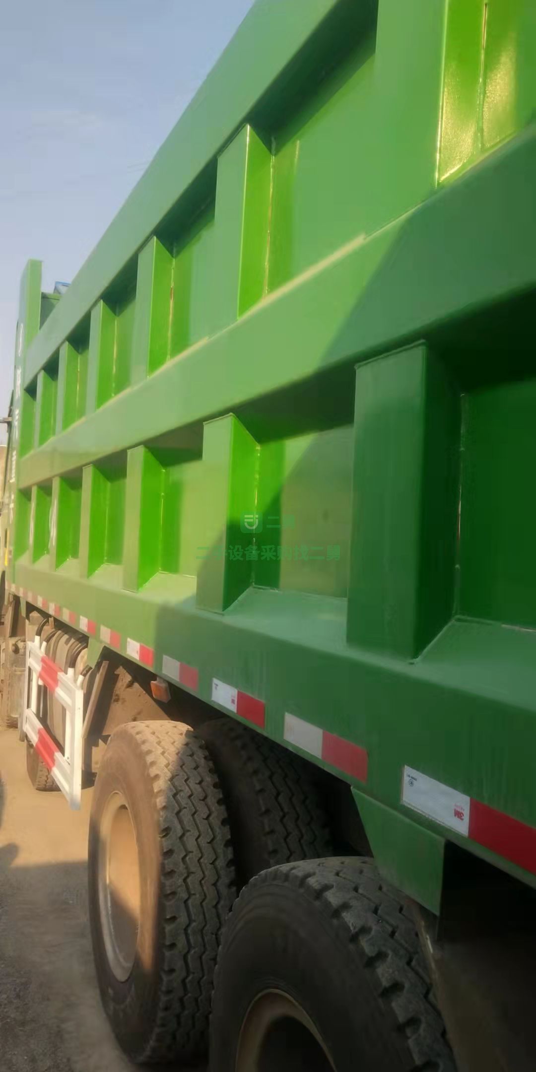 出售2020年11月上照的德龍L3000自卸車大廂6米2