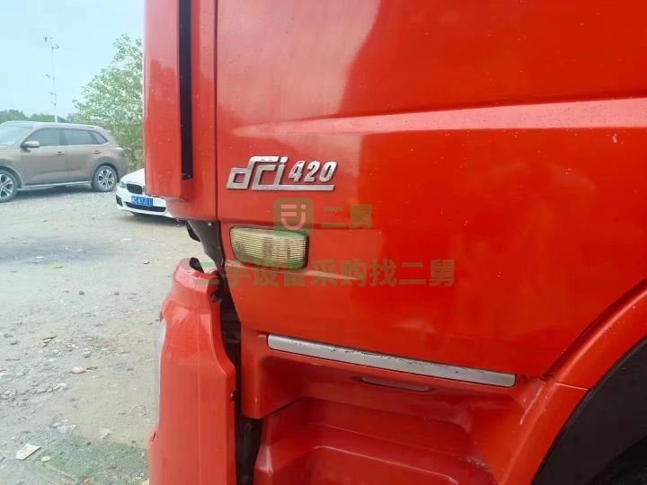 出售18年8月的東風(fēng)天龍9米6貨車(chē)
