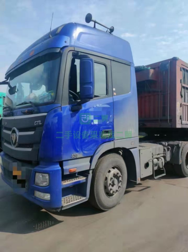 出售17年5月歐曼GTL430馬力半掛牽引車