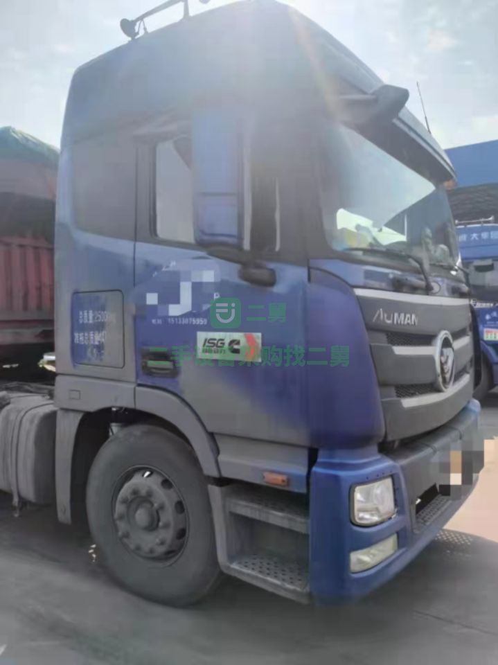 出售17年5月歐曼GTL430馬力半掛牽引車