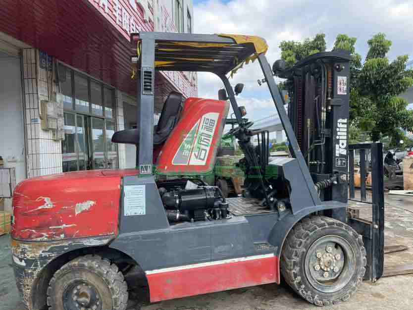 出售二手的臺(tái)勵(lì)福叉車3.5噸