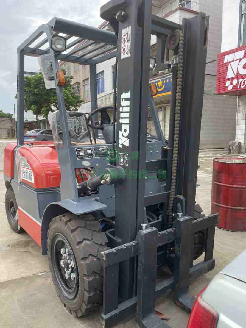出售二手的臺(tái)勵(lì)福叉車3.5噸