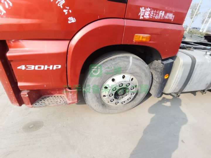 出售精品解放JH6牽引車430馬力