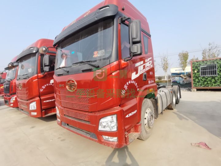 出售精品解放JH6牽引車430馬力