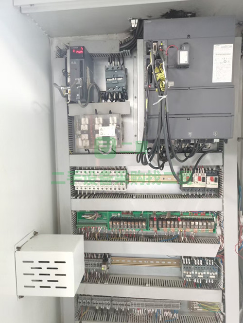 出售二手南京炳德850立式CNC加工中心