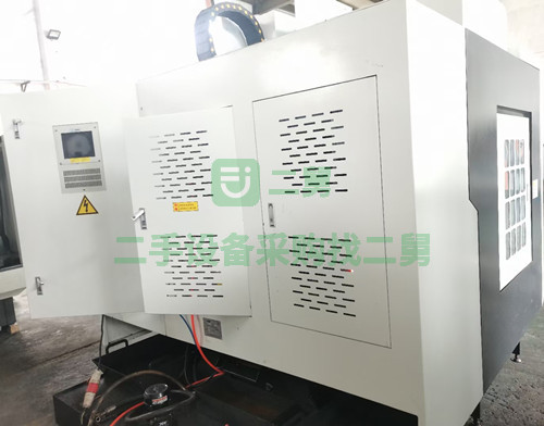 出售二手南京炳德850立式CNC加工中心