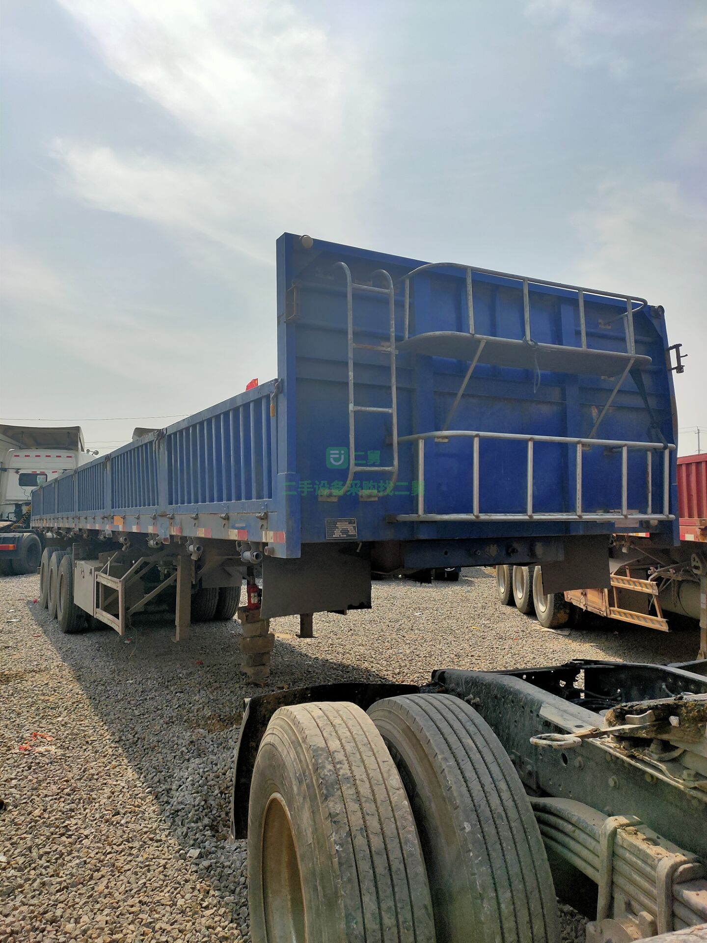 出售高欄花籃后翻半掛車，手續齊全包過戶