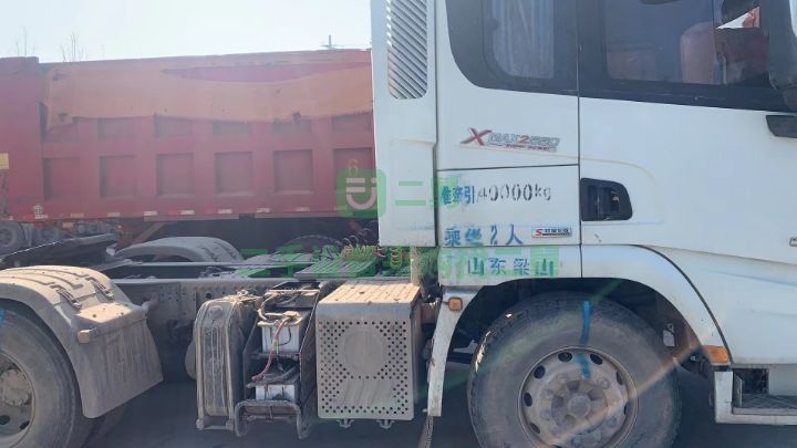 出售19年德龍550馬力牽引車
