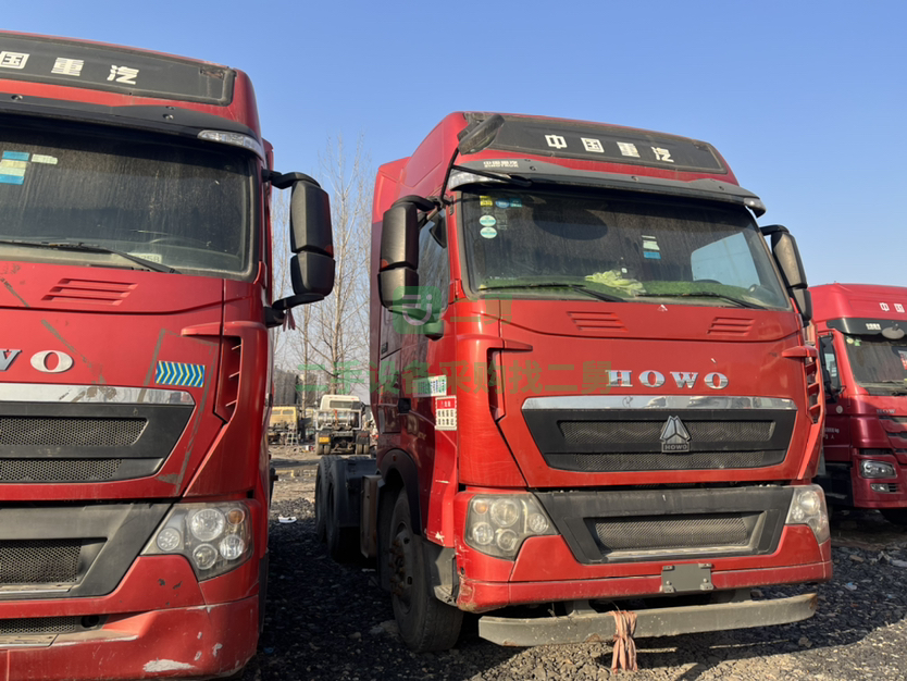 出售18年重體豪沃540馬力牽引車，包提檔