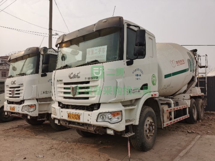 出售聯(lián)合瑞江天然氣攪拌車(chē)15方