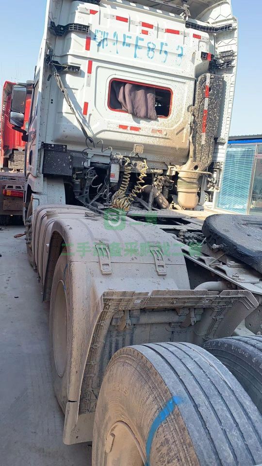 出售19年6月份德龍X3000/550馬力牽引車