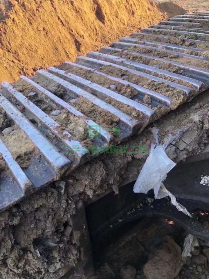 出售二手的沃爾沃290挖掘機，全車原版干活車，三大件干爽
