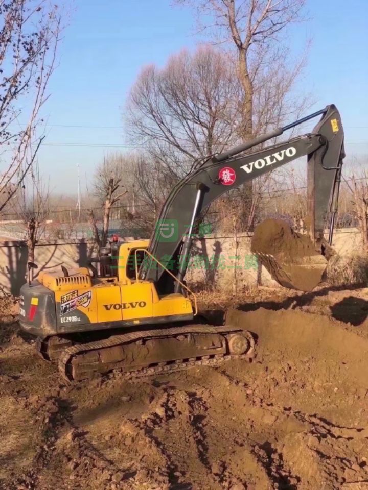 出售二手的沃爾沃290挖掘機，全車原版干活車，三大件干爽