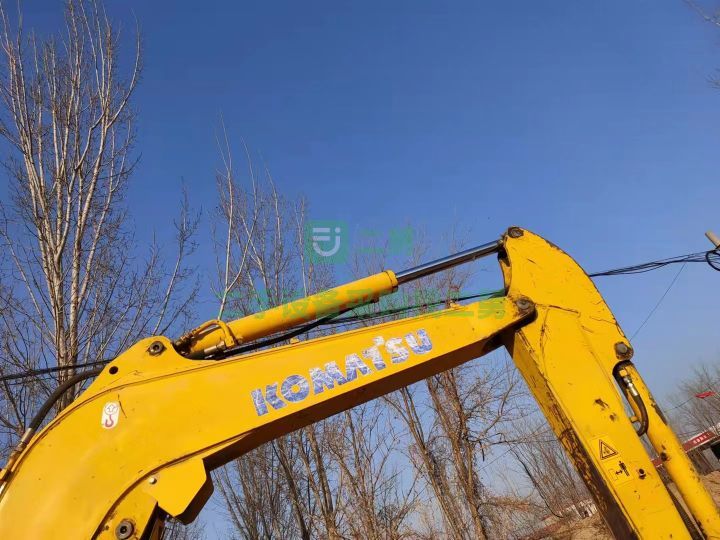 河北出售二手的小松56-7挖掘機