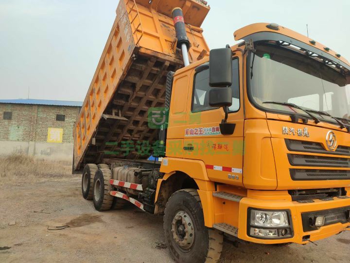 山西出售陜汽德龍后八輪自卸土方車